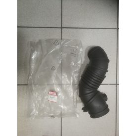   MR235320 - Légbeszívó, légbeömlő cső Mitsubishi Carisma