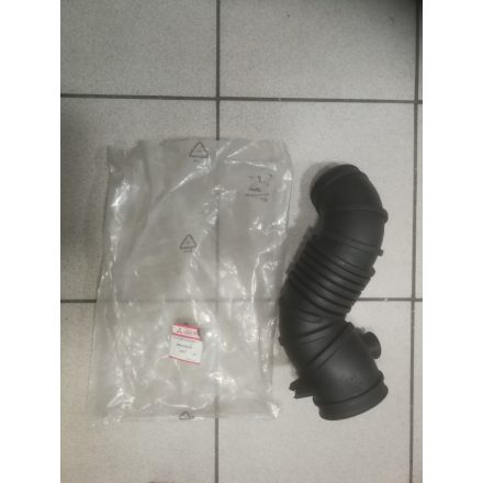 MR235320 - Légbeszívó, légbeömlő cső Mitsubishi Carisma